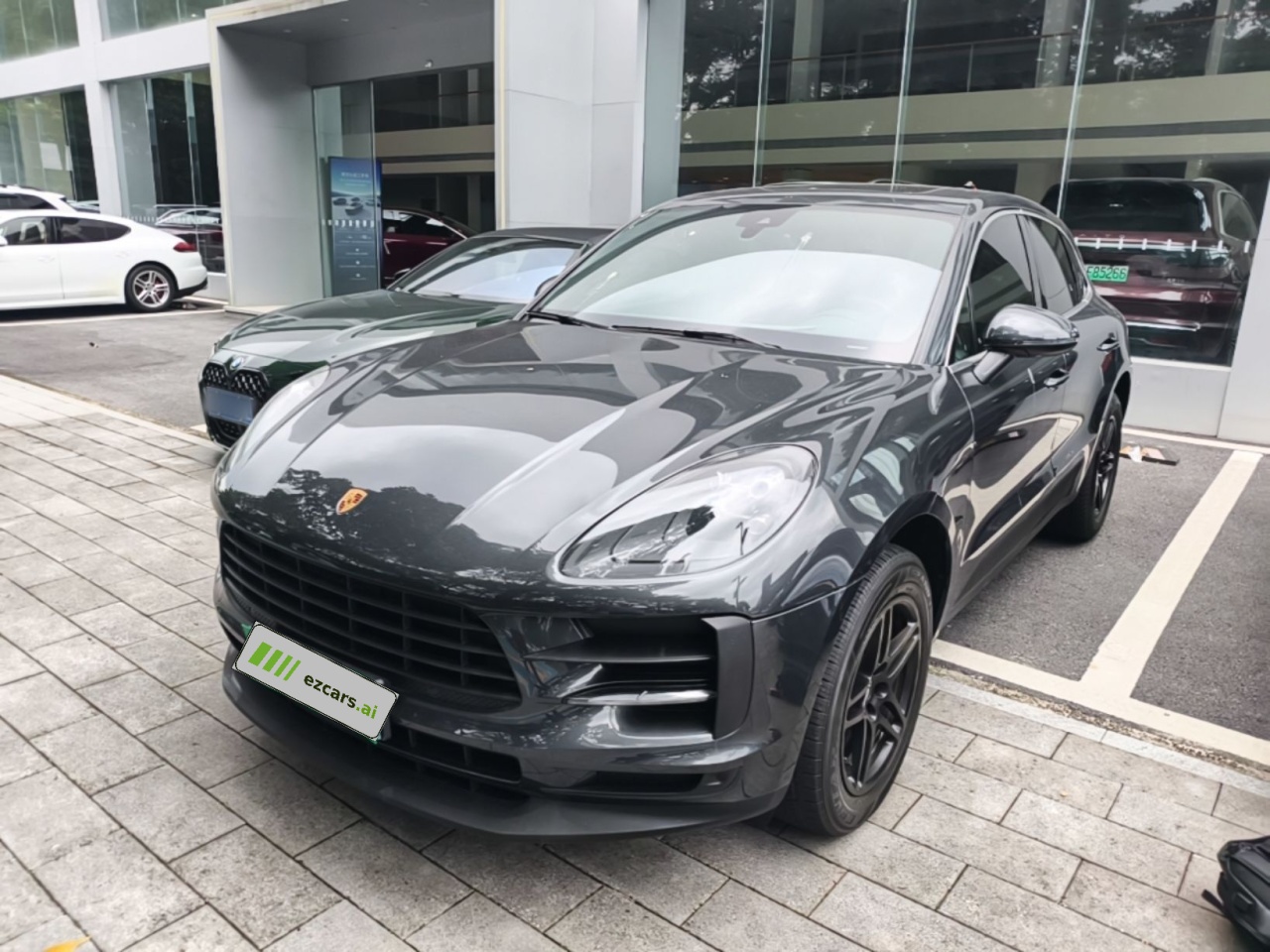 2020 Macan 2.0T
