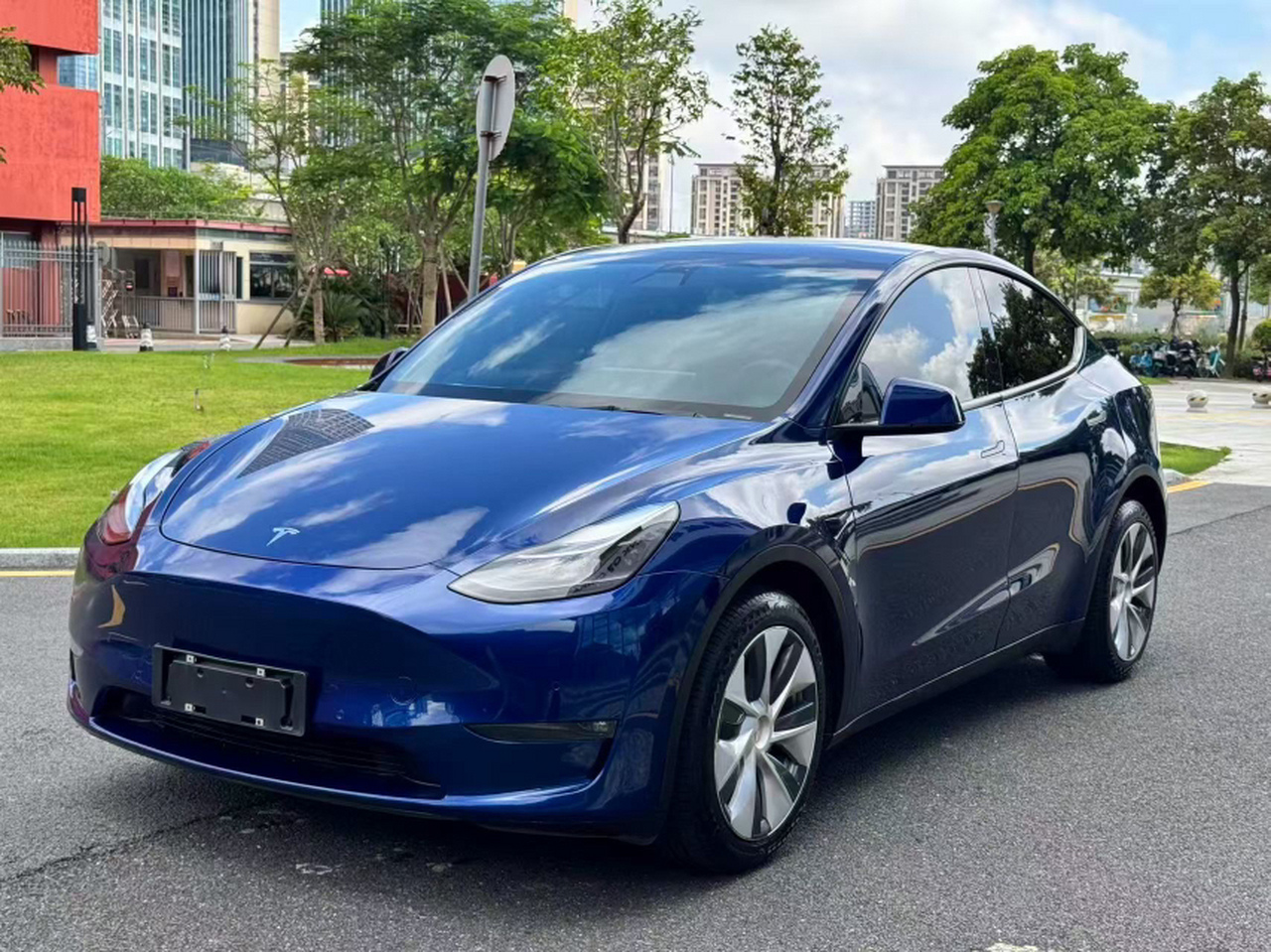 Model Y 2021 Long Range AWD 3D7