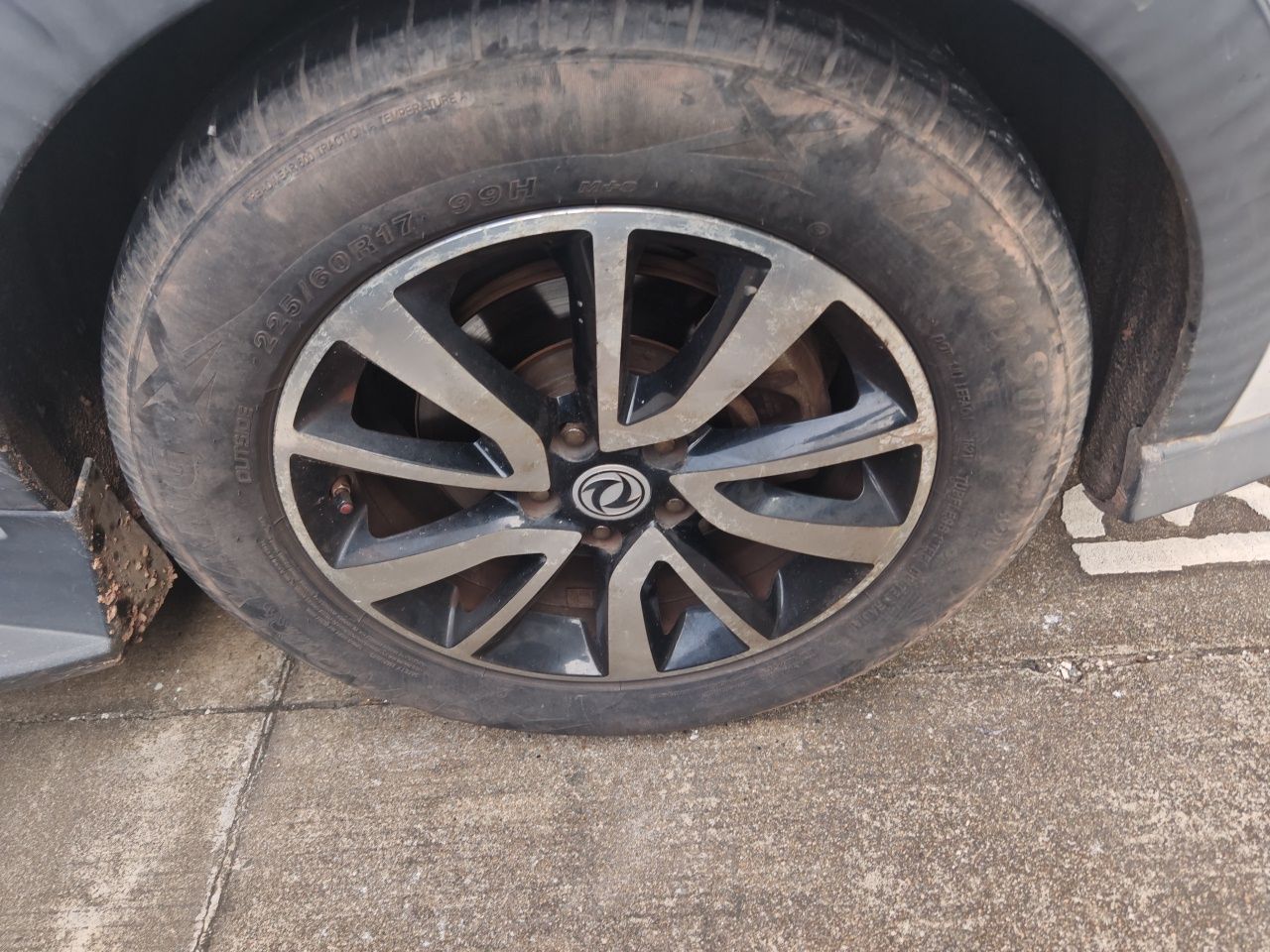 Fengon 580 2017 1.5T CVT Luxury photo 2
