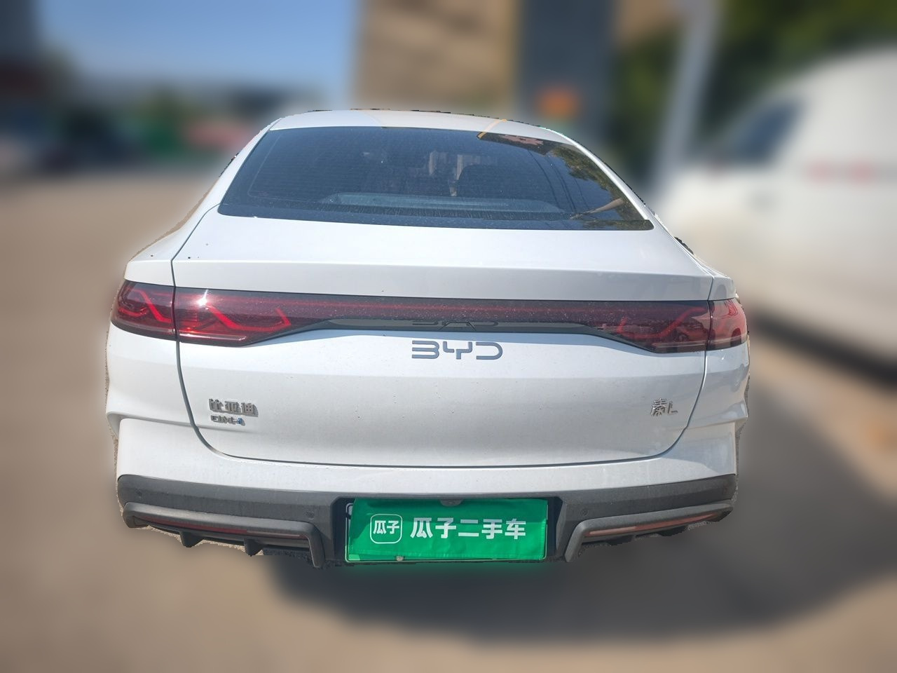 Qin L 2024 DM-i 80KM Leading photo 5