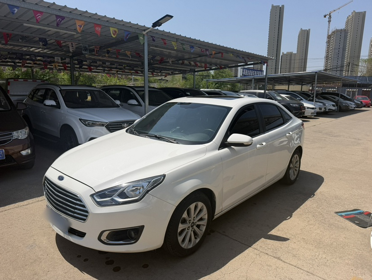Escort 2015 1.5L AT Fashion photo 4