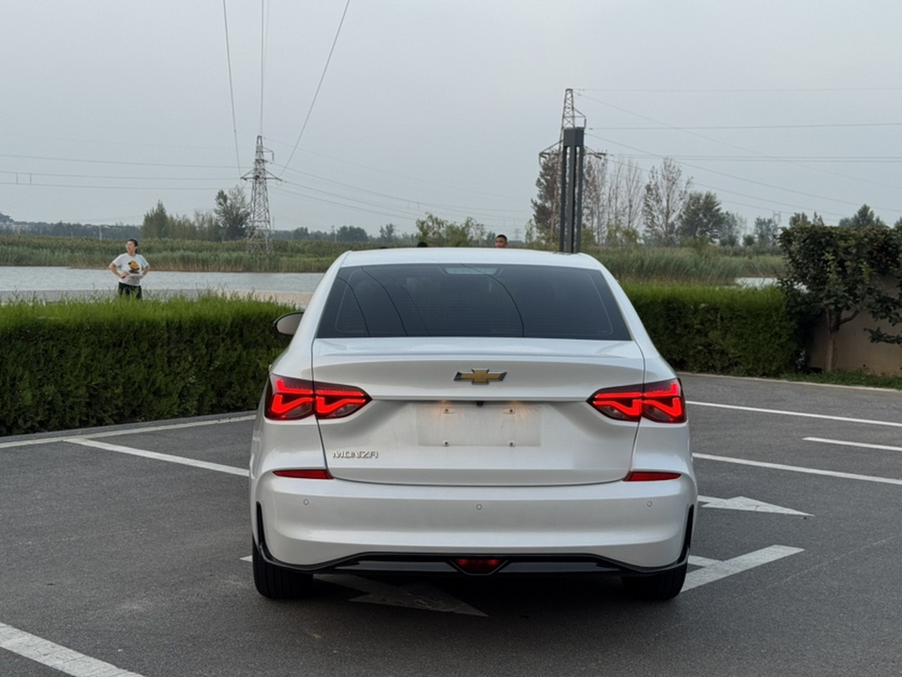 Cruze 2023 1.5L DCT Enjoy photo 3