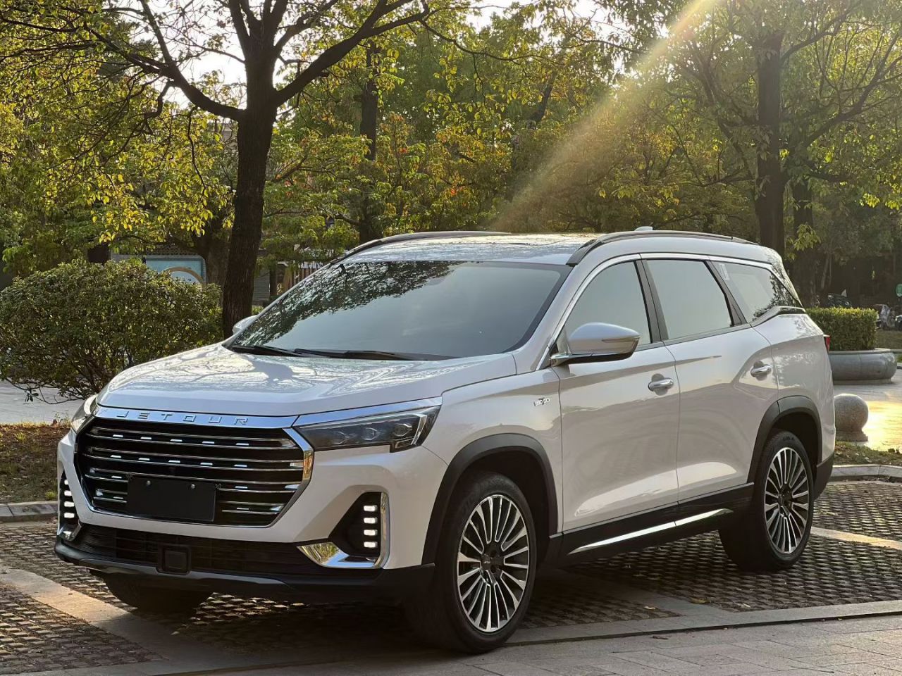 X90 2022 2.0T DCT 5-Seater
