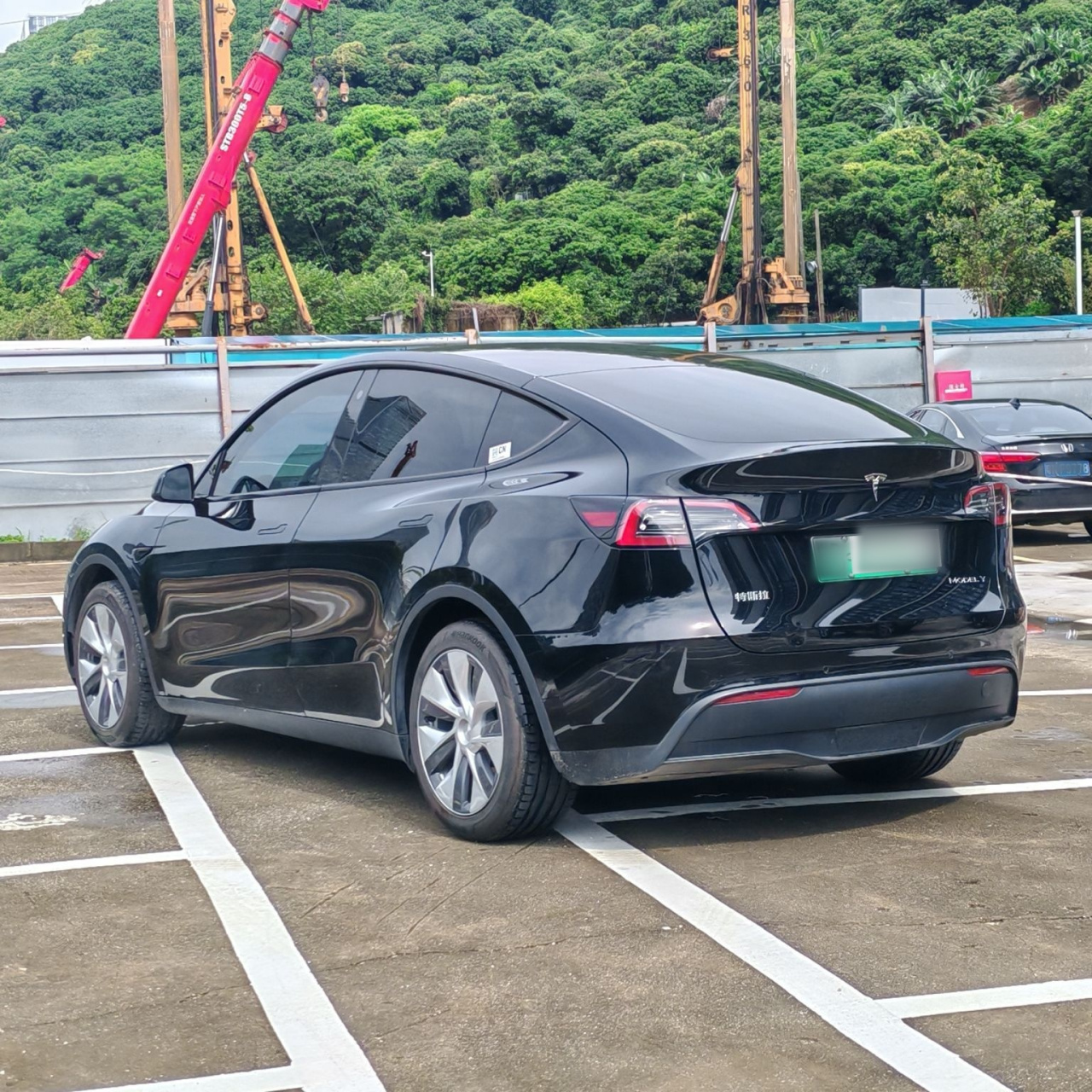 Model Y 2022 Facelift RWD photo 4