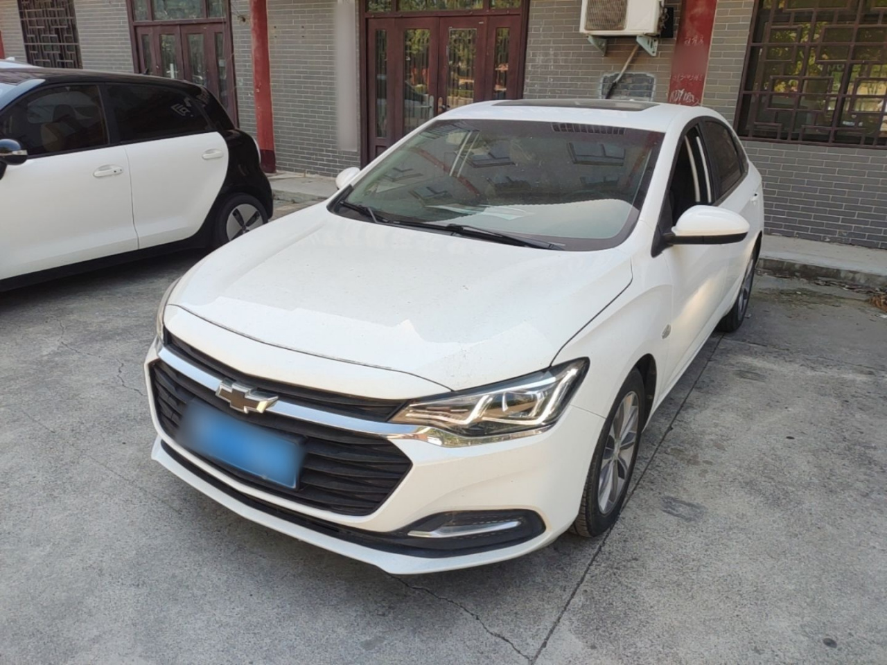 Cruze 2022 320 AT