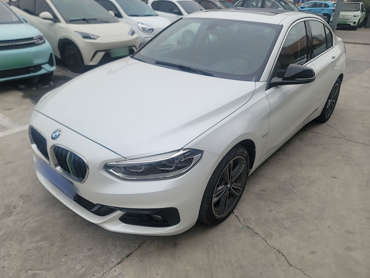 1 Series 2018 118i Sport