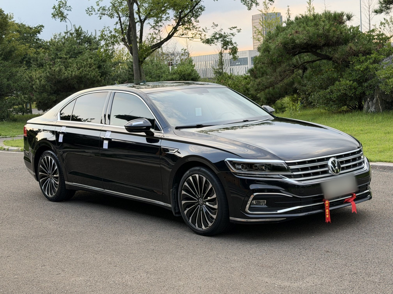 2021 380TSI Premium photo 3