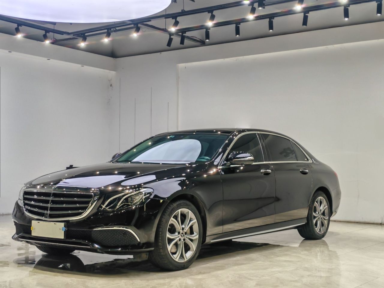 E-Class 2020 E 300 L Sport Fashion