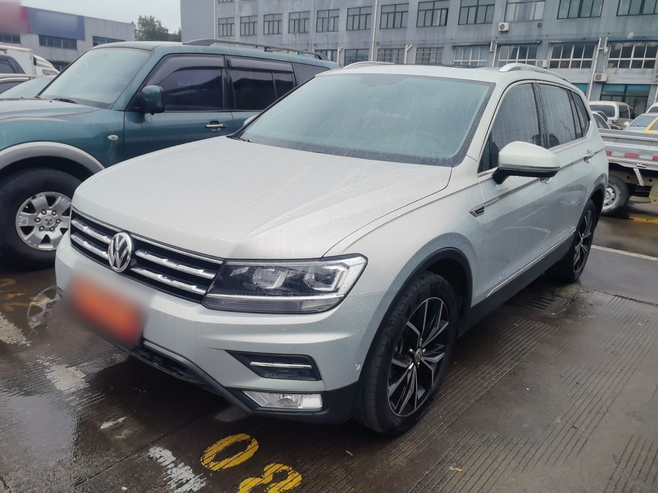 Tiguan L 2019 Facelift 330TSI AT RWD Luxury China VI