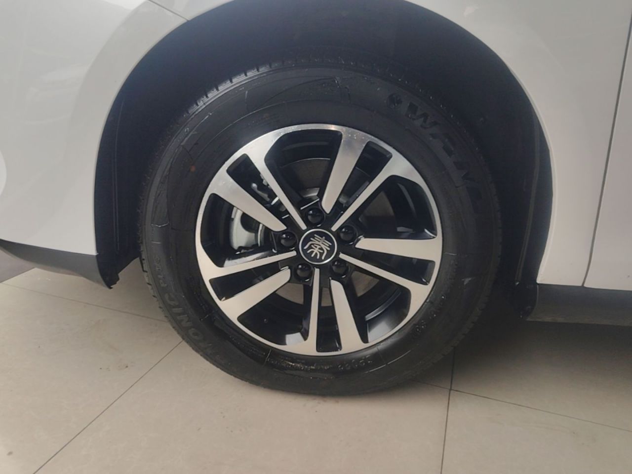 Qin PLUS 2026 DM-i 128KM Progressive photo 3