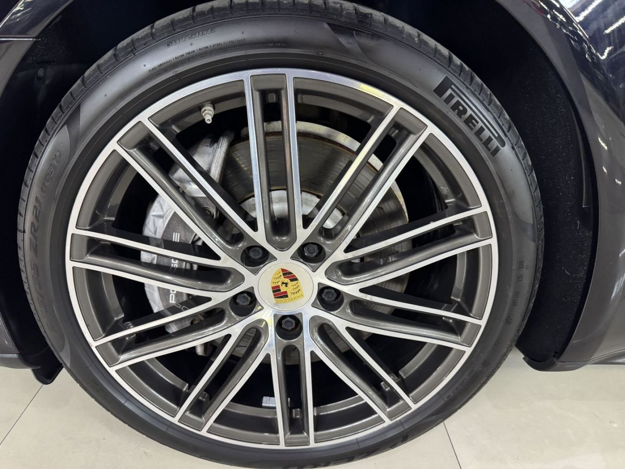 2017 Panamera 4 Sport Turismo 3.0T photo 5