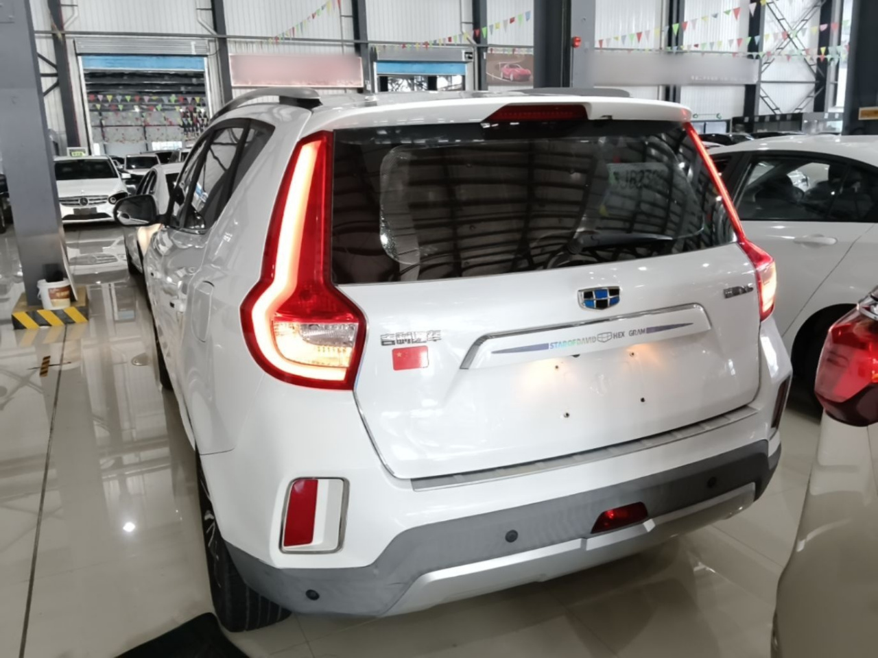 Vision X6 2016 1.8L MT Luxury photo 5