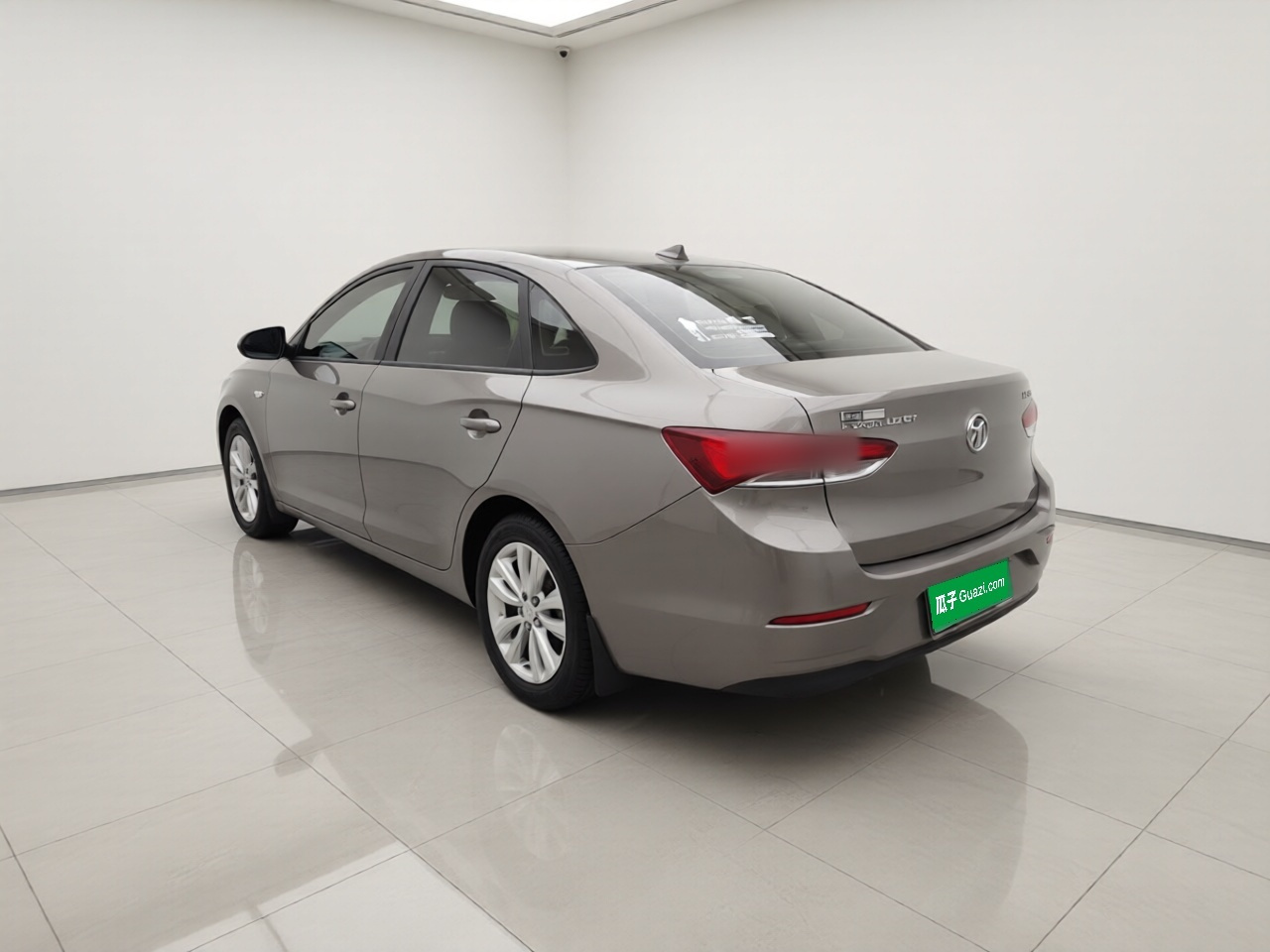 Excelle 2021 Facelift Classic 1.5L AT Elite photo 4