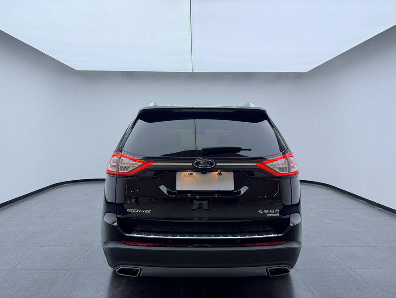 Edge 2018 EcoBoost 245 RWD 7-Seater China V photo 3