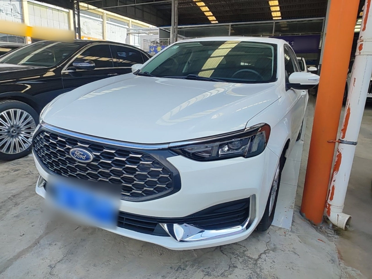 Escort 2021 1.5L AT Platinum