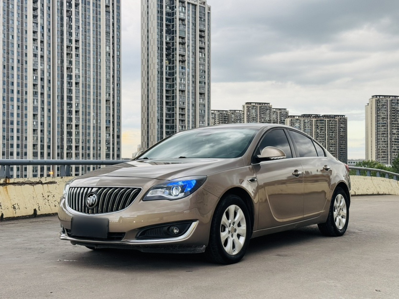 Regal 2015 1.6T Elite Tech