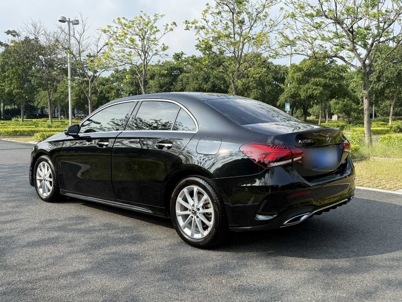 A-Class 2019 A 200 L Sport photo 4
