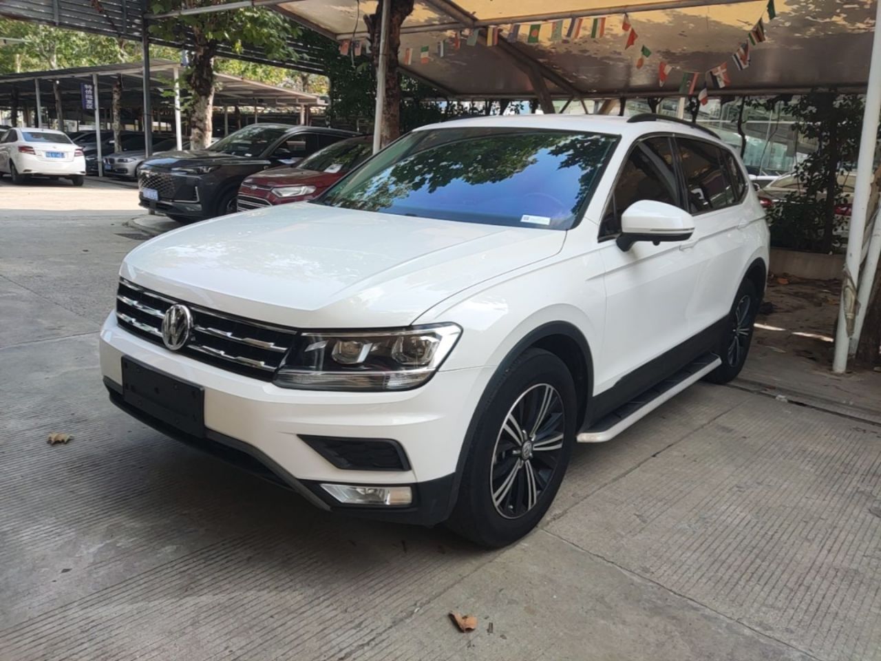 Tiguan L 2019 330TSI AT RWD China VI