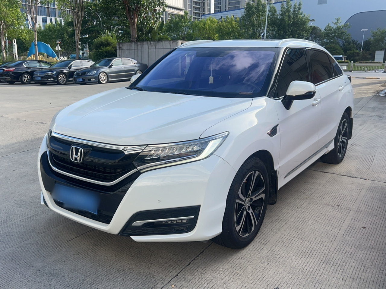 UR-V 2017 370TURBO RWD Premium China V