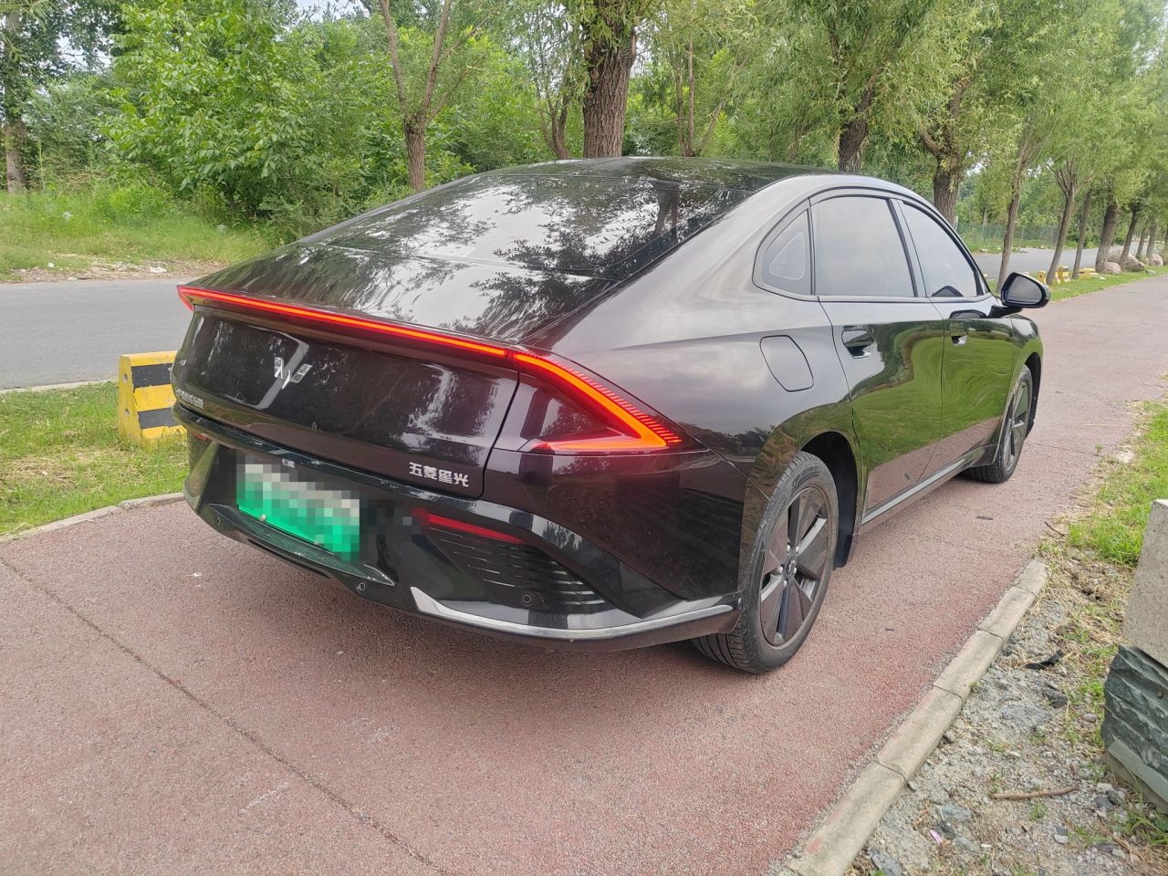 Wuling 2023 70 Standard photo 4