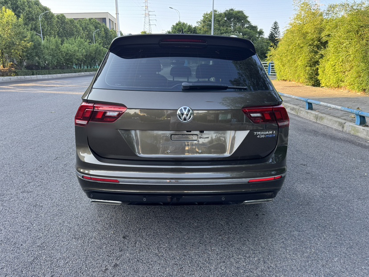 Tiguan L EV 2019 430PHEV Hybrid Luxury photo 3