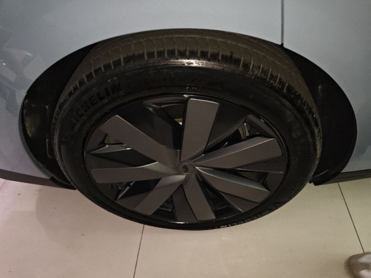 Li Auto i8 2025 Standard photo 4