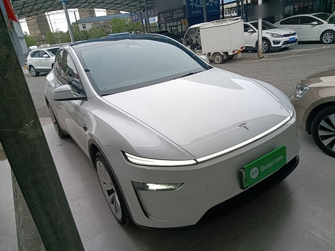 Model Y 2026 Long Range RWD photo 3