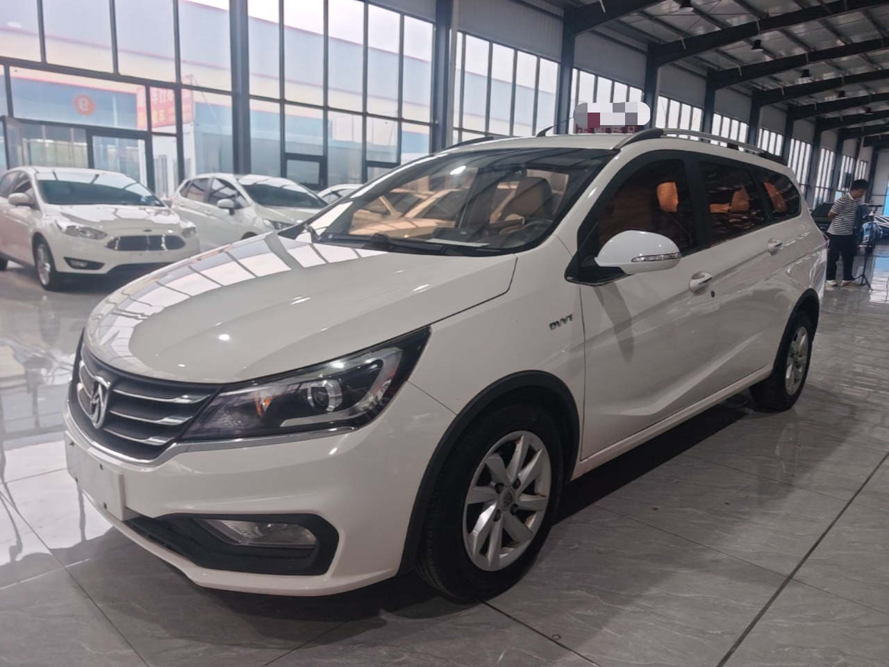310W 2017 1.5L MT Fashion China V