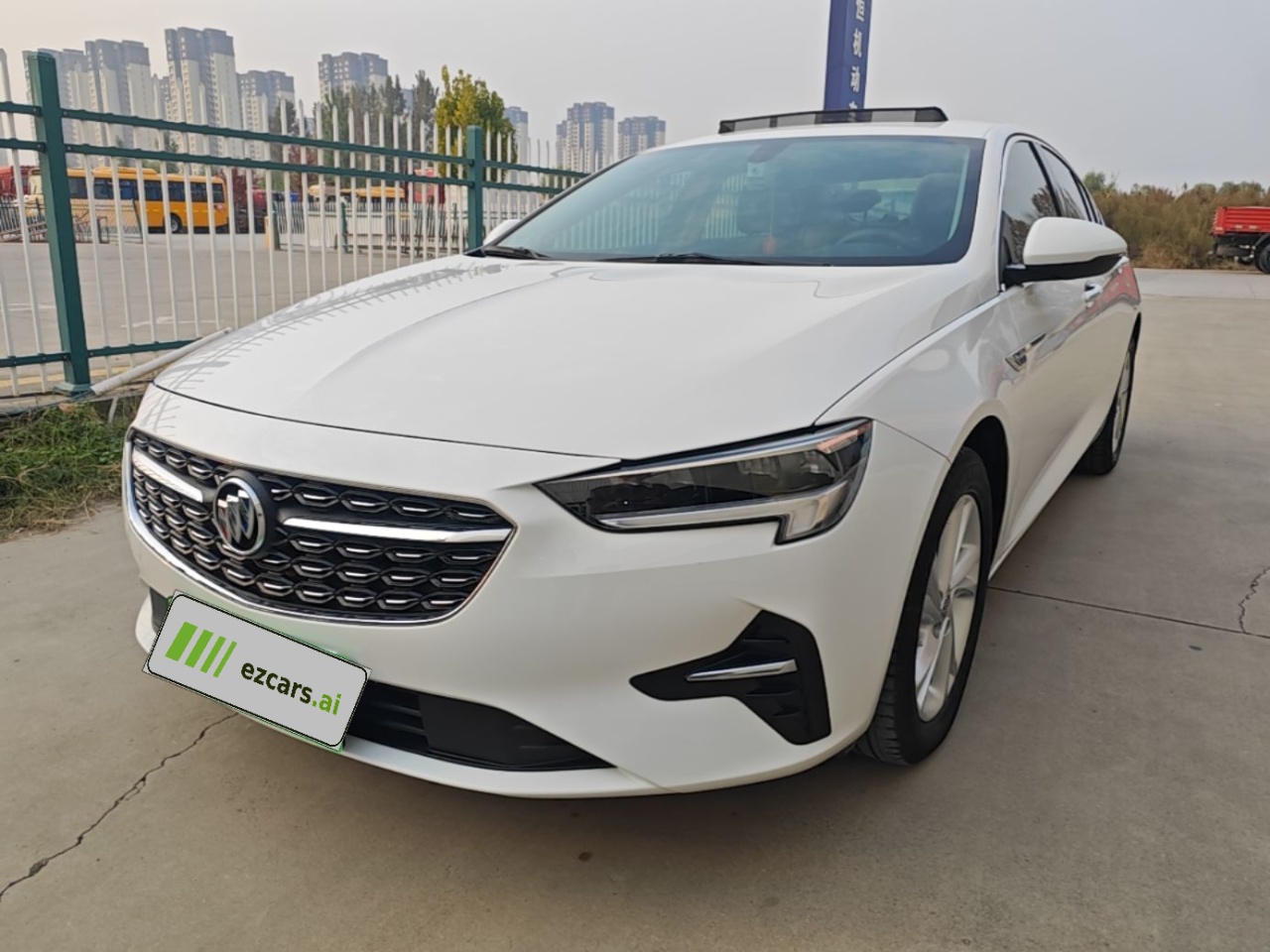 Regal 2022 552T Smart