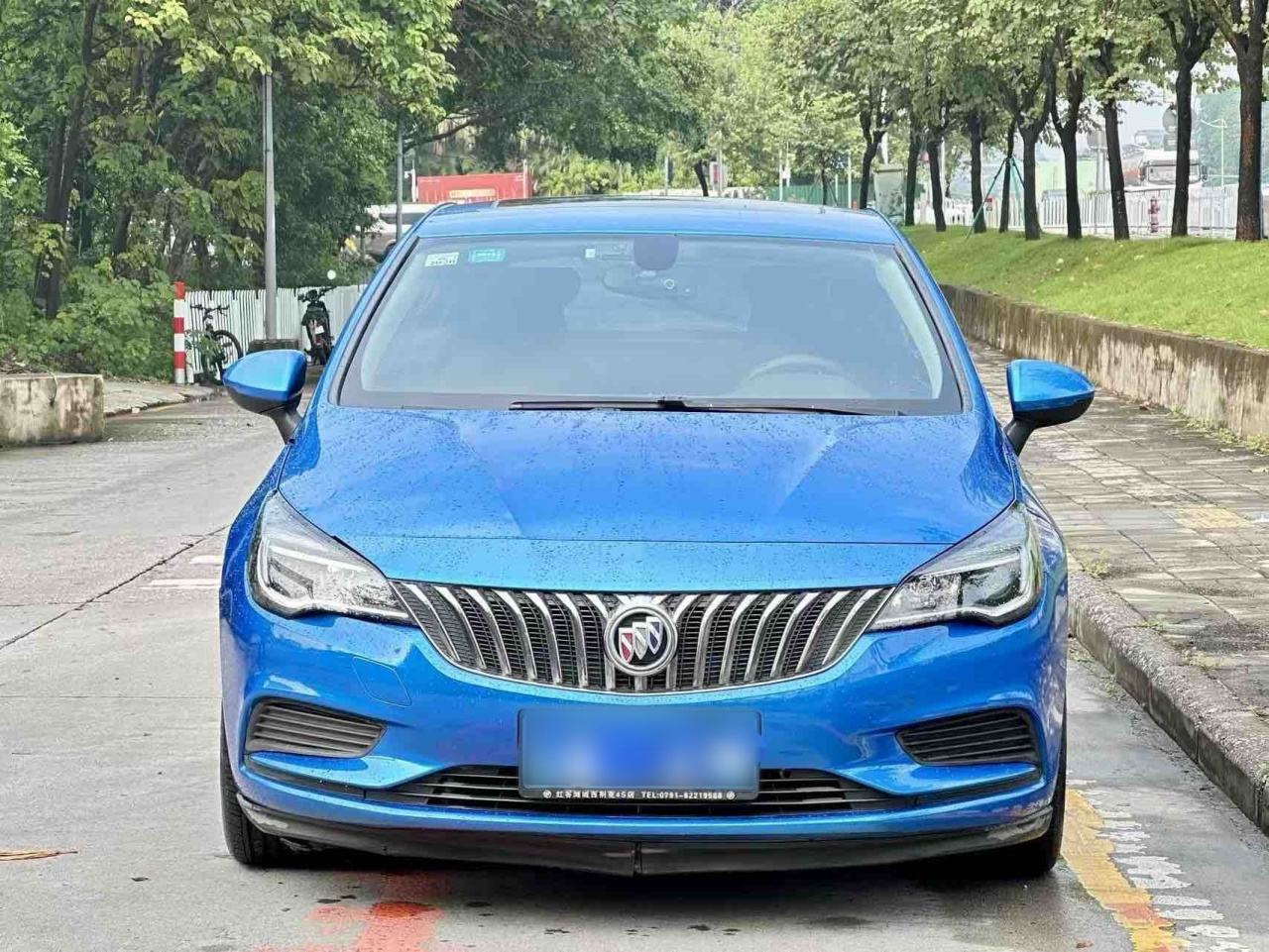 Verano 2016 Hatchback 15S AT Leading photo 3