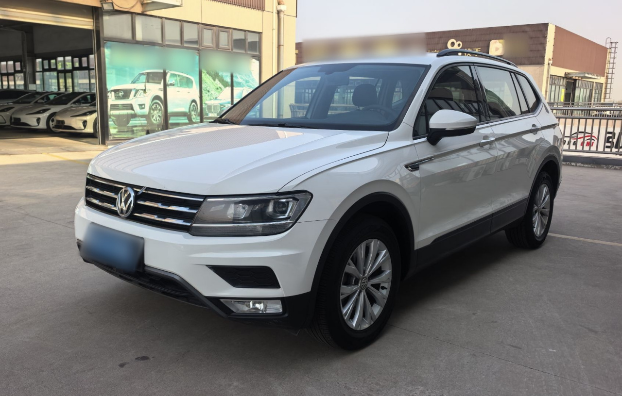 Tiguan L 2017 330TSI AT RWD