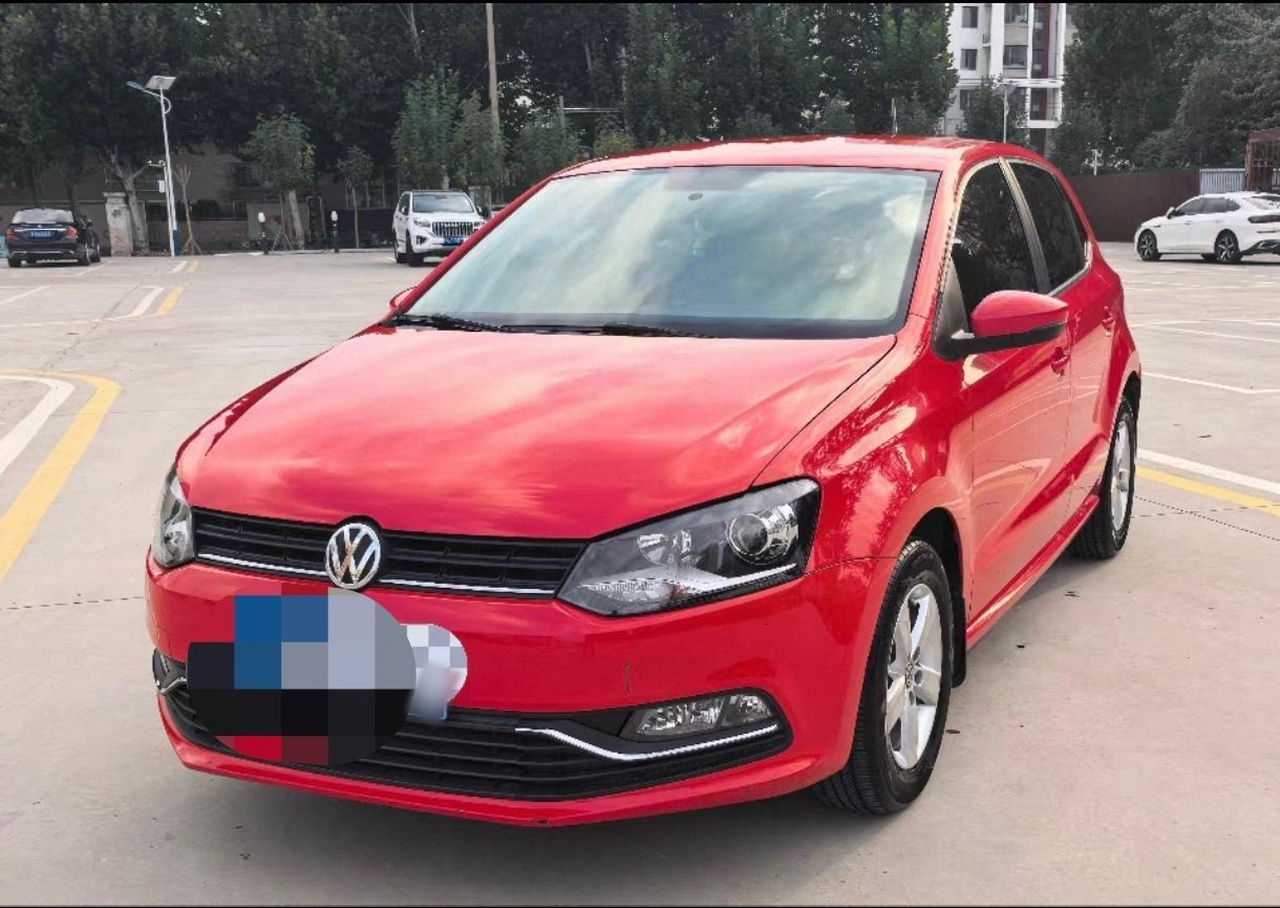 Polo 2016 1.6L AT Comfort