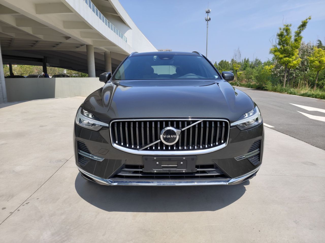 XC60 2022 B5 AWD Luxury photo 2