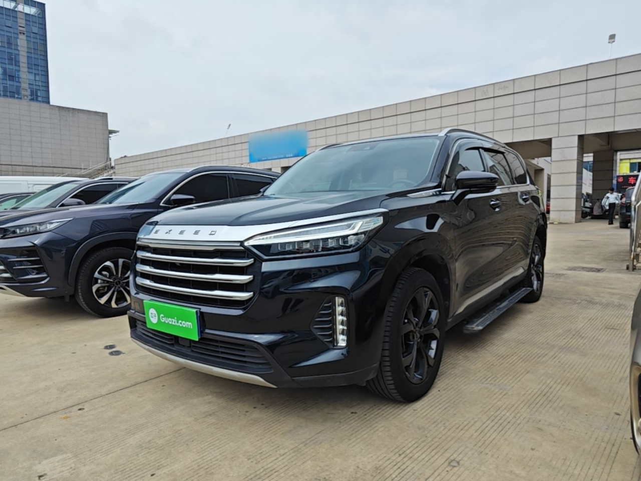 2021 390T RWD Starlight
