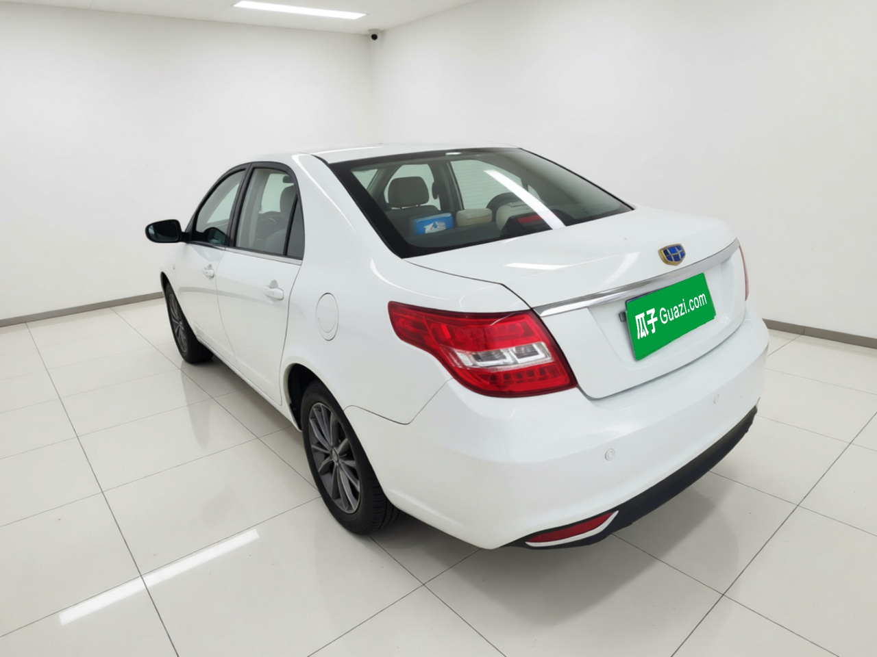 Vision 2017 1.5L MT photo 4