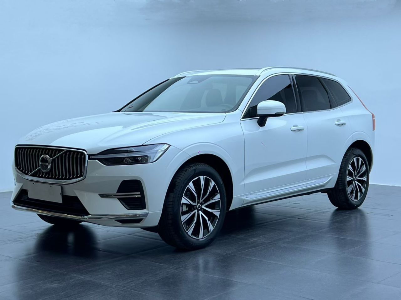 XC60 2023 B5 AWD Luxury