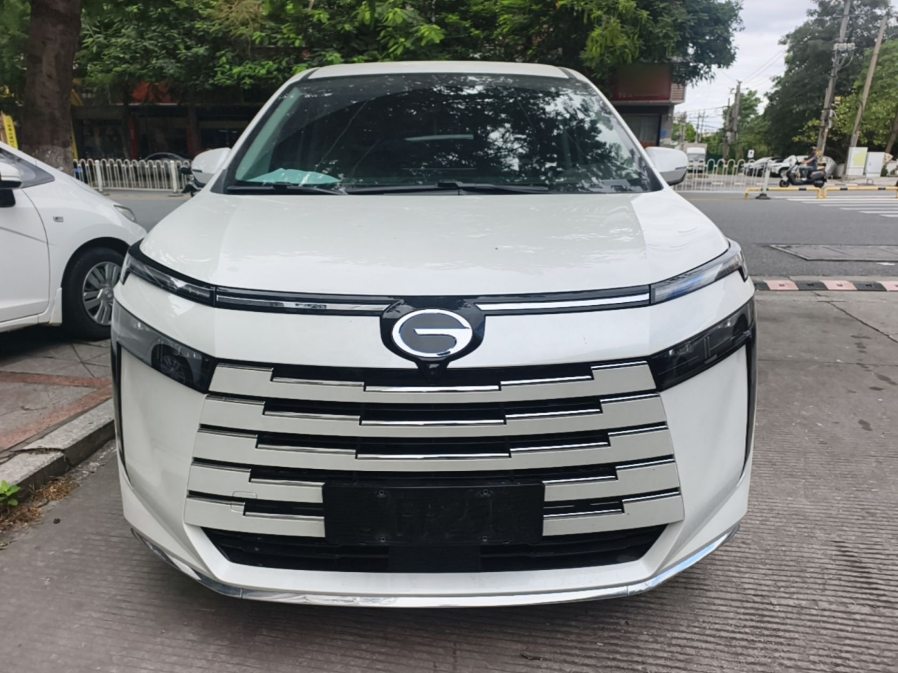 GAC Trumpchi E8 EV 2025 150km PRO+ photo 2