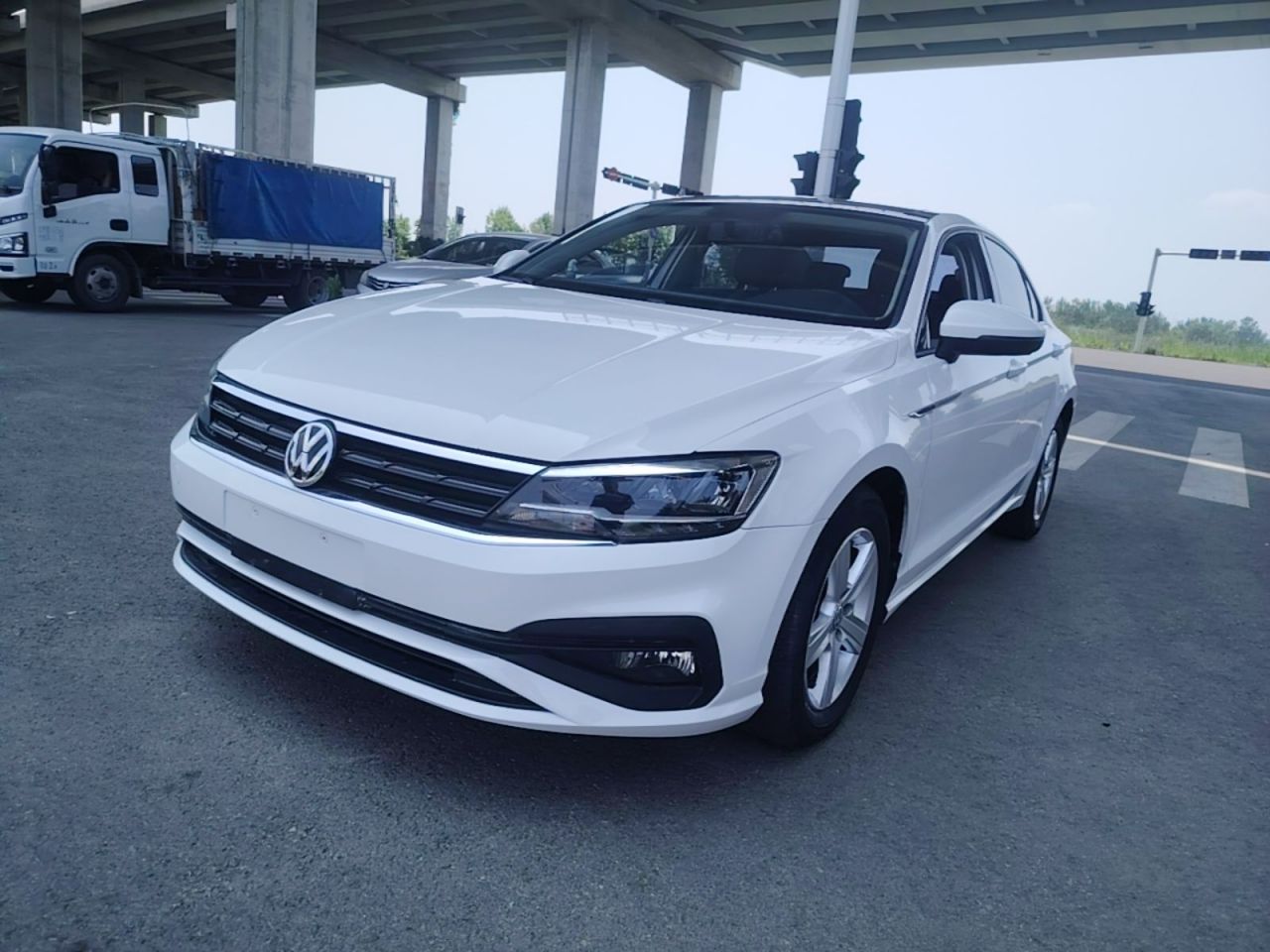 Lamando 2019 230TSI DSG China VI