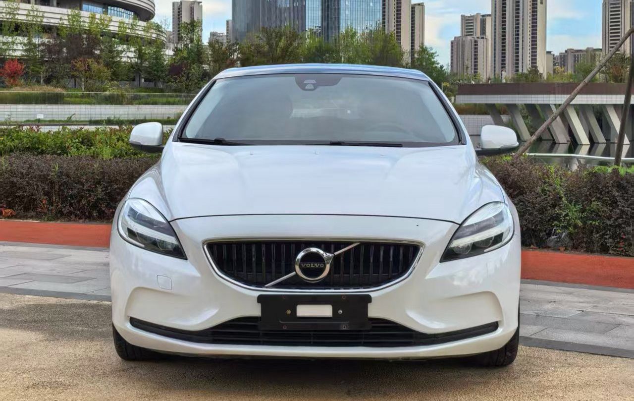 V40 2018 T3 photo 2