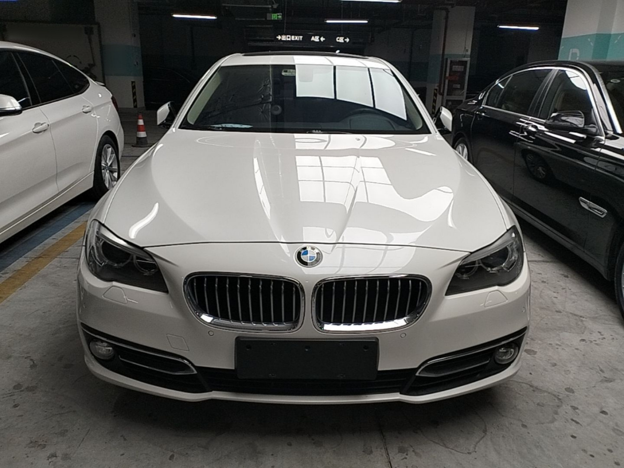 5 Series 2017 525Li Luxury Design Package photo 2