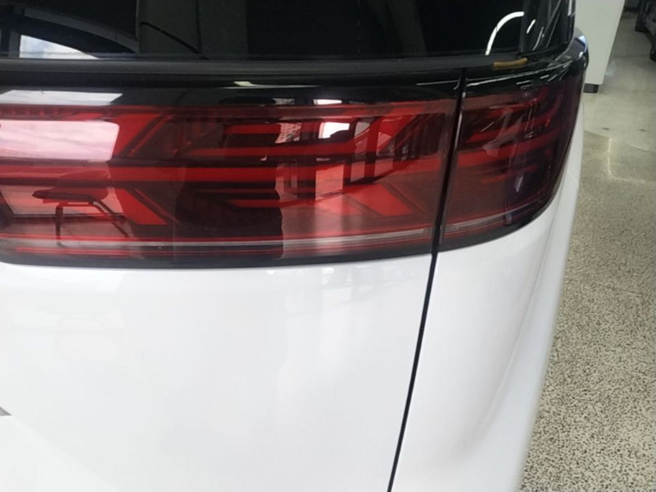 D9 2022 DM-i 970 AWD Flagship photo 2