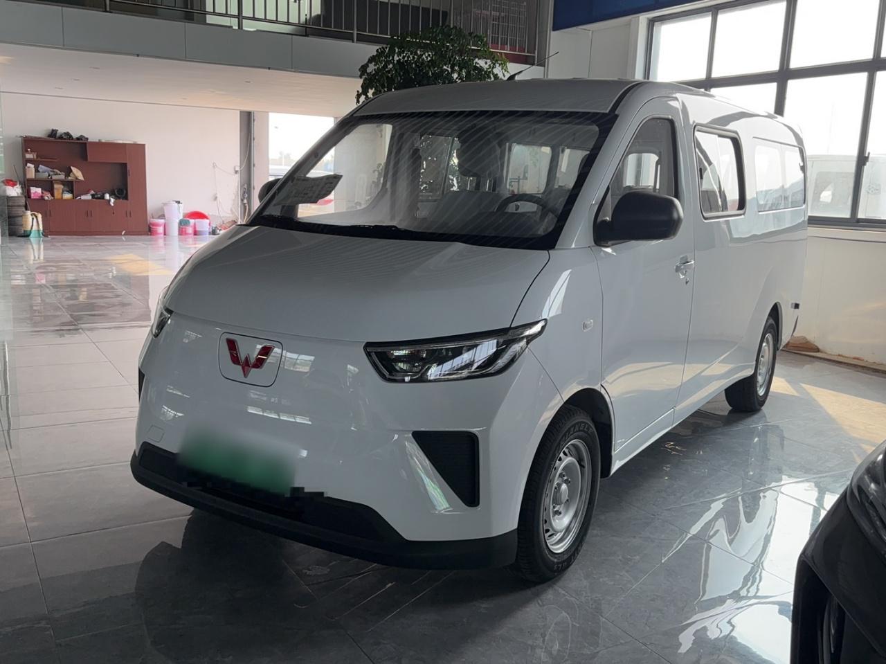 Wuling 2026 440km Bus Comfort 6-Seater
