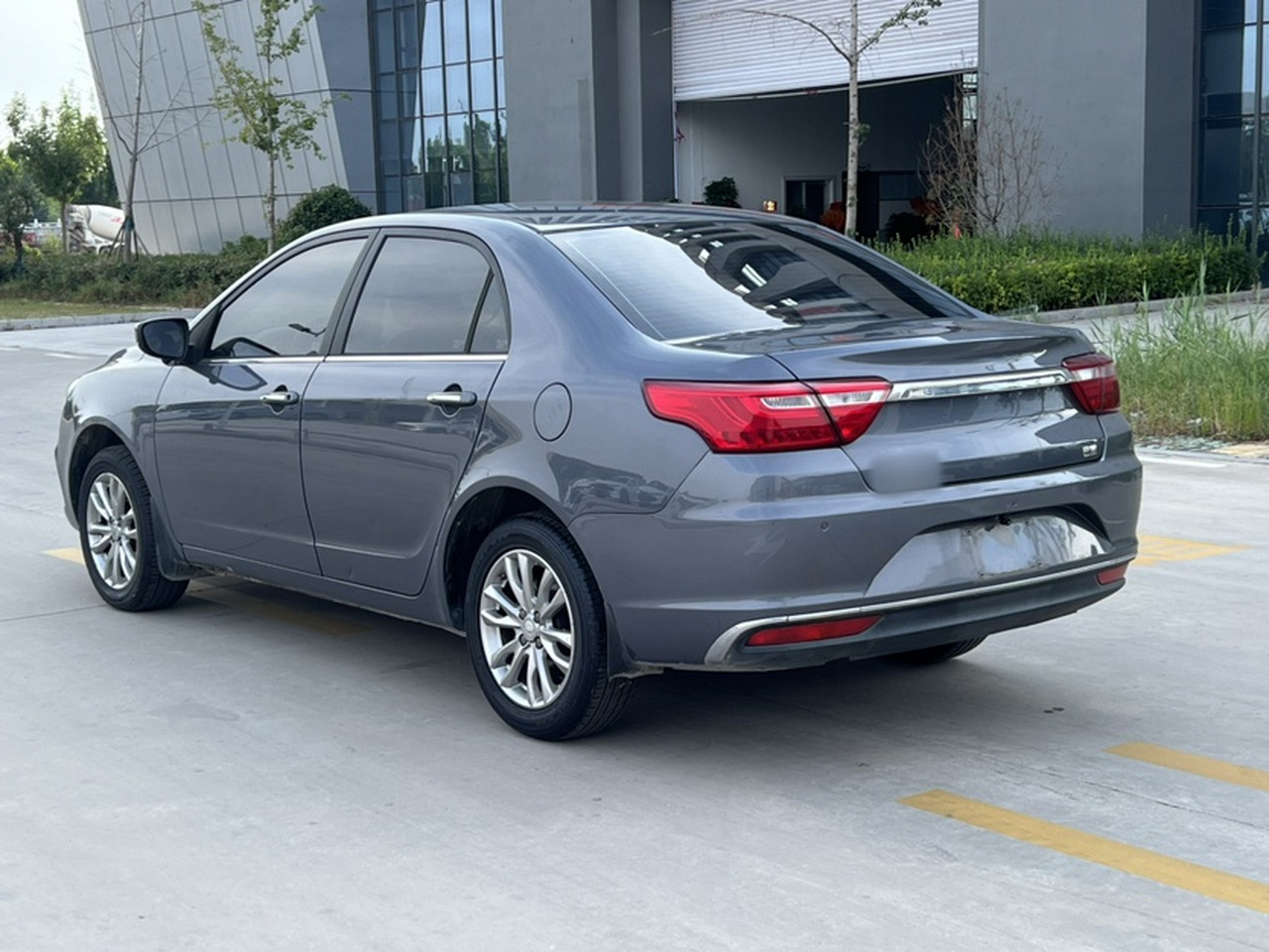 Vision 2019 Upgraded 1.5L MT Luxury China V photo 4