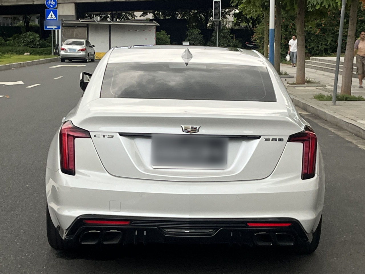 CT5 2023 28T Luxury Standard photo 4