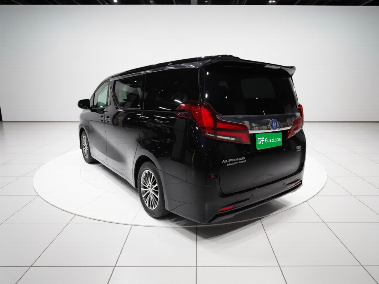 Alphard 2019 Hybrid 2.5L Premium photo 4