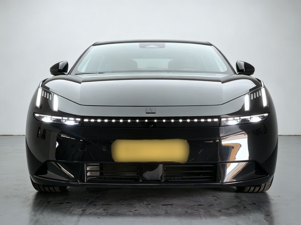 Z10 2024 71kWh 602km RWD Pro photo 3