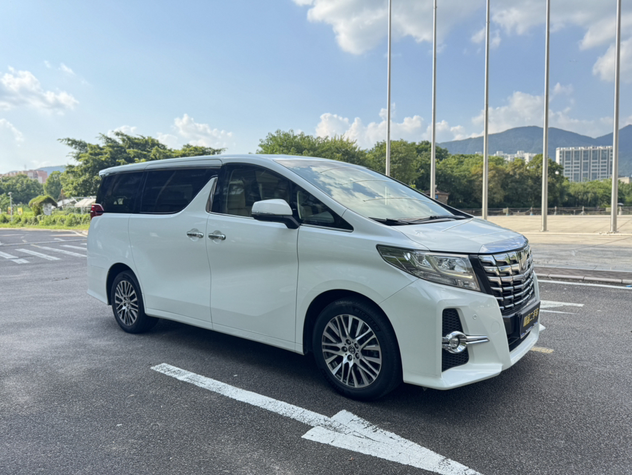 Alphard 2015 3.5L Luxury photo 3