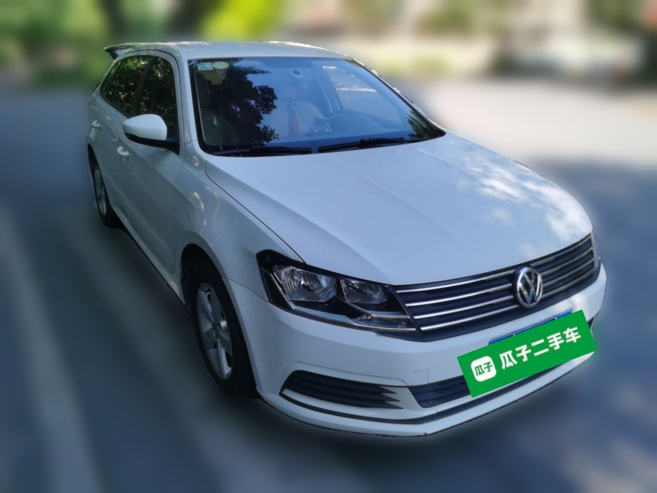 2015 1.6L AT photo 3