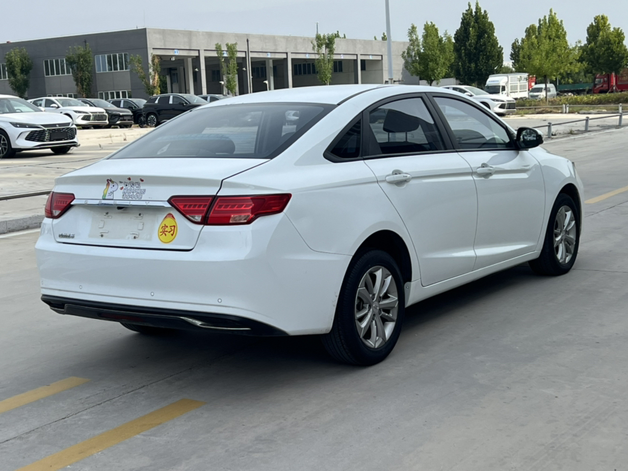 Emgrand GL 2020 1.4T CVT photo 2
