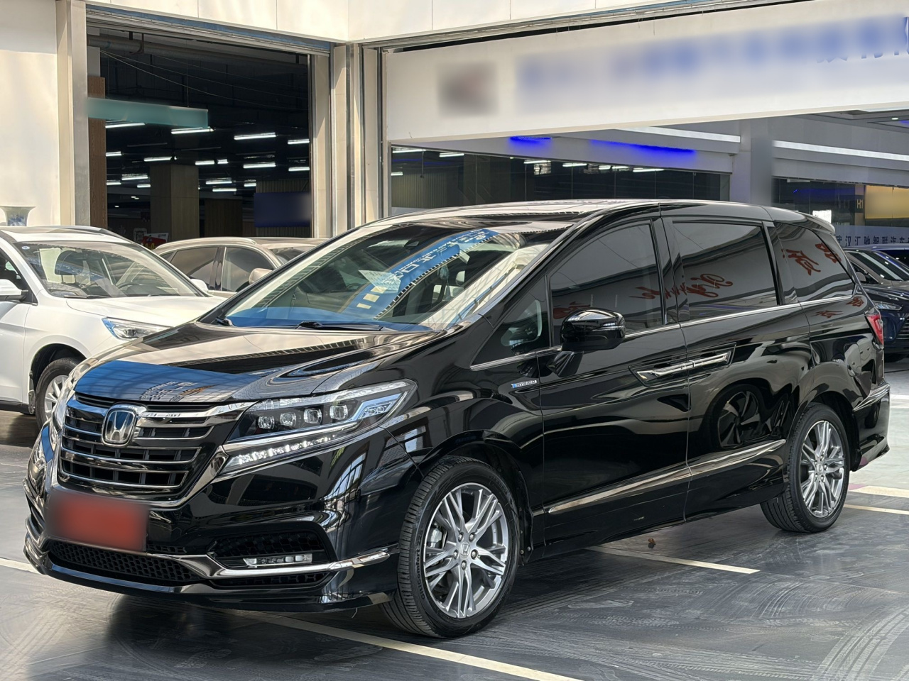 Elysion 2019 2.0L Hybrid Comfort
